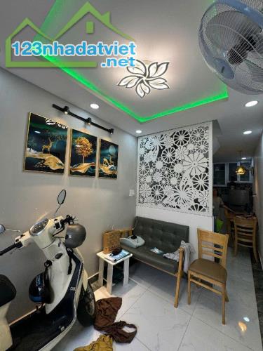 Nhỉnh 2 Tỷ- Nhà Mới 25m2- 2 PN- Bùi Quang Là P12 Gò Vấp - 2