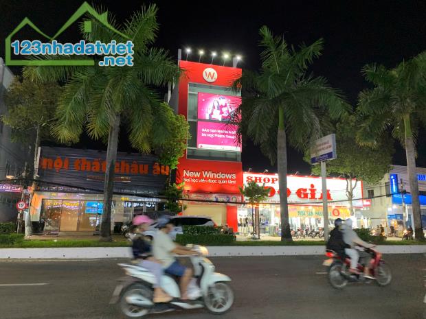 Nhà 4 lầu mặt tiền 3 tháng 2 gần hẻm 51, Ninh Kiều, Cần Thơ - 38 tỷ - 3