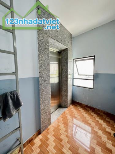 Bán Căn Hộ Dịch Vụ đường Lý Thánh Tông - 156m² 6 tầng THANG MÁY - 33phòng 100tr/tháng - 2