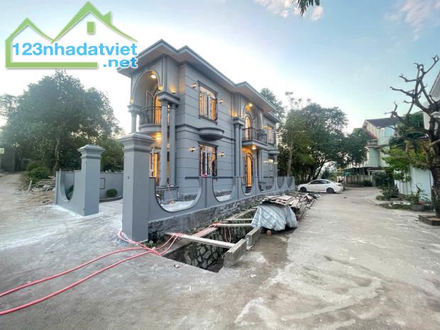 Villa 2 Tầng Sắp Hoàn Thiện KQH Phan Kế Bính - 1