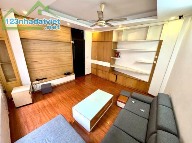 BÁN NHÀ MẶT NGÕ GẦN PHỐ 7,5 TỶ 35m 5 TẦNG MT 7m Ô TÔ NHỎ ĐỖ CỬA KINH DOANH XUÂN LA TÂY HỒ - 1