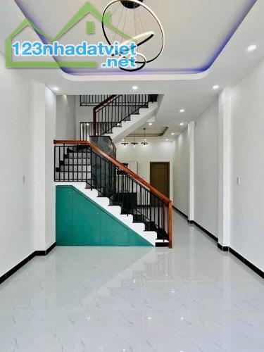 Bán nhà mới SHR đường Hiệp Thành 26 - quận 12. 2 lầu 3 phòng ngủ. Giá 2,48 tỷ/TL - 1