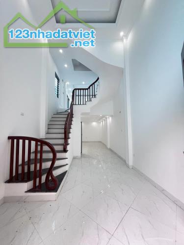 🏡 BÁN CCMN NGÕ 734 KIM GIANG  - LÔ GÓC, 7 PHÒNG - GIÁ 6.9 TỶ 📞 HẰNG MINI - 1