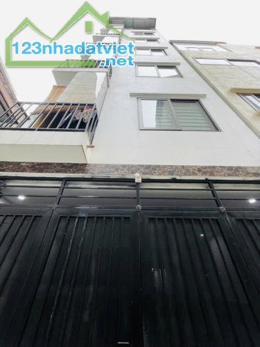 Bán tòa apartment Hồ Tây - Nhật Chiêu - 72m2 x 6T - MT 5m - 10 bước ra phố - 5