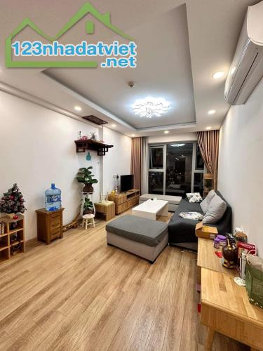 CHO THUÊ CC IMPERIAL PLAZA 360 GIẢI PHÓNG – PHƯƠNG LIỆT – THANH XUÂN, 125M, 3PN, 17TR