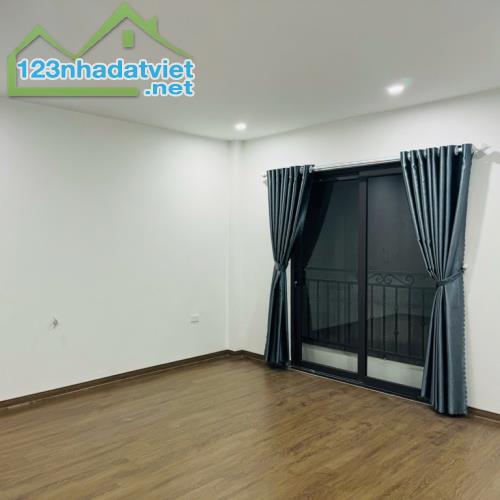 Bán nhà Võ Chí Công Ở Hân Hoan Sung Sướng 37.0m2 5 tầng 6.4 tỷ - 3