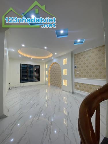 Bán Nhà Phú Diễn Hữu Hòa 38m2 - 4 Tầng, Nội Thất Nhập Khẩu, Giá 4 Tỷ - 1