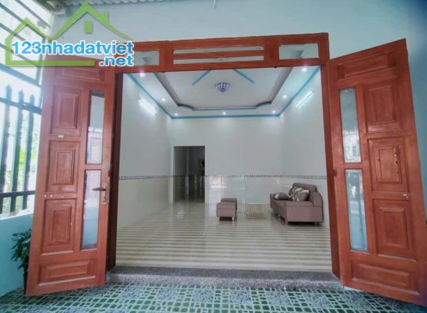 Bán Nhanh Cănnhà ở Trung Mỹ  Tân Xuân Trung CHánh 85m2 SỔ HỒNG RIÊNG 800triệu bao phí - 3