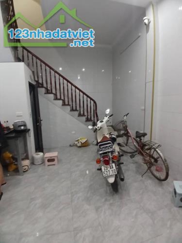 Bán nhà phố Nhân Trạch giá 6.3 tỷ, diện tích 40.5m2, 3 tầng, mặt tiền 4m - 2