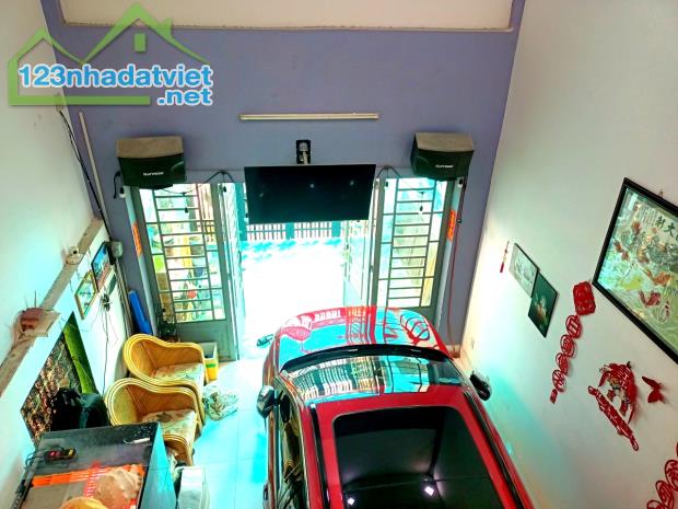 Mặt tiền đường đôi 30m, ngay nguyễn sơn, 80m, góc 2 mặt, 4x20m,7.xx tỷ