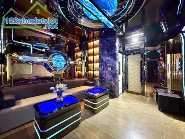 TK Cực Đẹp, Hiện Đại nhất 2024 – 6 Tầng Thang Máy, Phòng Karaoke 5*, Phòng Xông Hơi – chỉ - 3