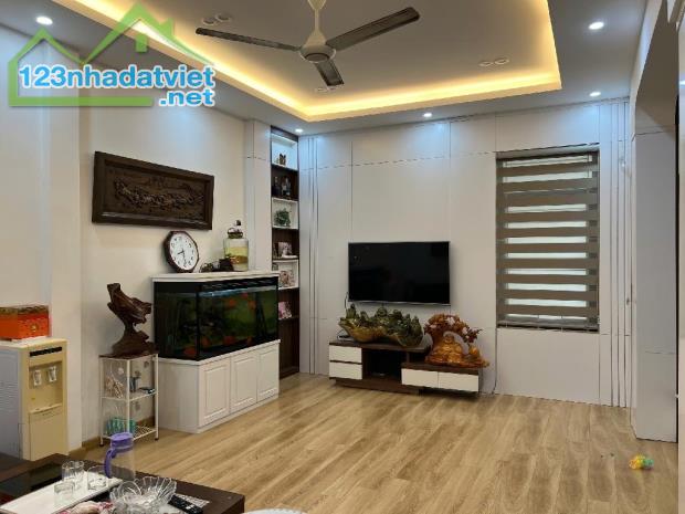 Bán nhà Khuất Duy Tiến, lô góc kinh doanh, ngõ ô tô tránh, 39m2, 4 tầng, hơn 11 tỷ - 4