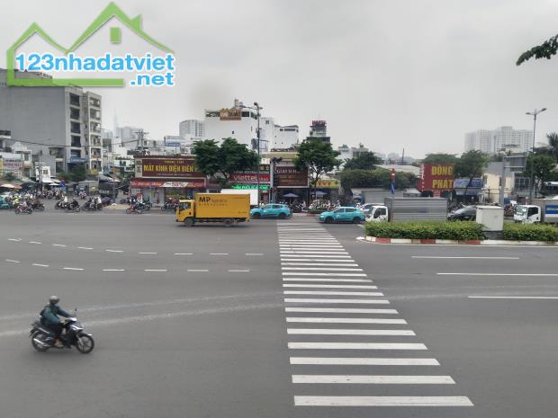Cho thuê MTKD Gần Phạm Văn Đồng, 4x9, 2 tầng, tiện kinh doanh bán buôn, 10tr, 0902486972 - 3