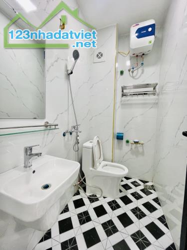 Cần Tiền Bán Gấp Nhà 6 Tầng Thang Máy Mới Đẹp Vừa Ở  Và Cho Thuê Phố Kim Ngưu, Chào 12.5 t - 5