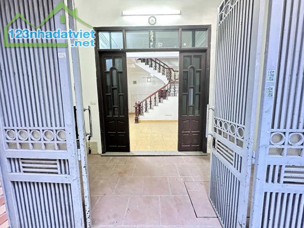 🏠 BÁN CCMN NGÕ 124 TÂN TRIỀU 49M2 - NGÕ RỘNG - CHÀO 8.7 TỶ 📞 Ms. Hằng Mini - 1