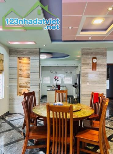 Bán Biệt Thự Mê Linh, Anh Dũng, Dương Kinh, HP. 3 tầng, 190m2, ngang 9,5m, đường 10m. 10,5 - 1