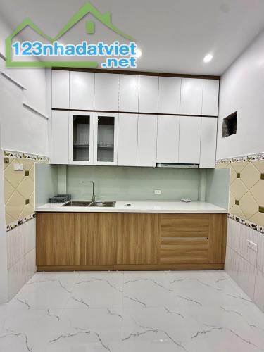 Bán nhà 5 tầng ngõ 217 Trần Phú sau nhà có khe thoáng giá đầu tư chỉ 6 tỷ sổ đỏ chính chủ - 2