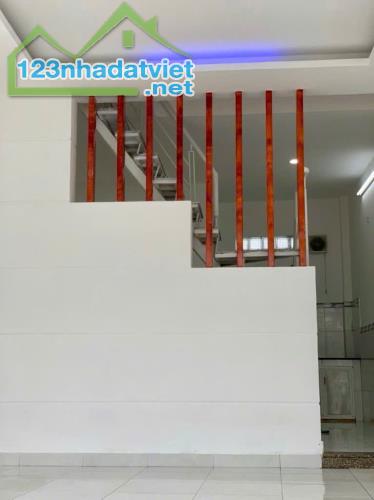 Nhỉnh 3 Tỷ- Nhà Mới Gần 40m2- Hẻm Xe Tải Nguyễn Văn Khối P8 Gò Vấp - 2