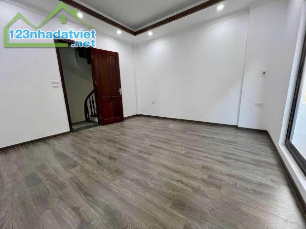 Nhà Mới Phân Lô 33m2 Phố Phan Kế Bính, Ba Đình. - 2