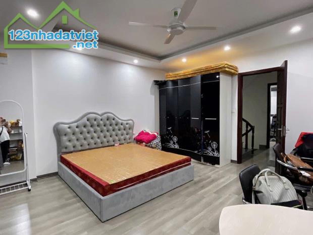 Bán nhà Nguyễn Đổng Chi, 51m2, 6 tầng đẹp, ngõ ô tô, giá 14.2 tỷ