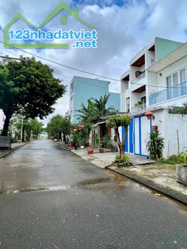 Tôi muốn bán đât Bàu Mạc 7,Dt 107.5m cách biển Nguyễn Tất Thành 200m - 1