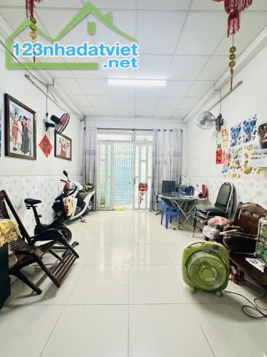 Nhà bán phường 17 bình thạnh hẻm xe hơi 50m2 ngang 4m điện biên phủ nhỉnh 7 tỷ - 3