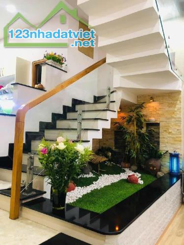 BÁN NHÀ HXH Tân Sơn Nhì, Tân Phú 2 tầng 60m2(5x12). Nhà đẹp ở ngay. Giá chỉ 8,2 tỷ. - 1