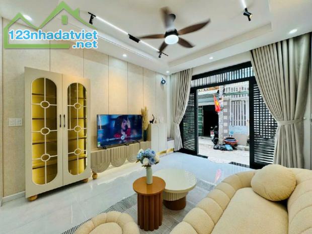 Bán Nhà Đường Quang Trung P10 46m2, Hẻm Xe Hơi Chỉ 4 Tỷ Hơn