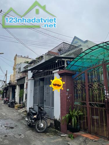 NHÀ T.TAM QUẬN TÂN PHÚ, NGAY CẠNH NHÀ THỜ TÂN HƯƠNG, ĐƯỜNG Ô TÔ, NGANG 4M, 82M2, NHỈNH 6TY - 2