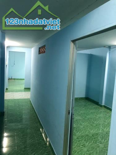 NHÀ T.TAM QUẬN TÂN PHÚ, NGAY CẠNH NHÀ THỜ TÂN HƯƠNG, ĐƯỜNG Ô TÔ, NGANG 4M, 82M2, NHỈNH 6TY