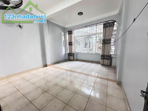 🏠 BÁN CCMN NGÕ 124 TÂN TRIỀU 49M2 - NGÕ RỘNG - CHÀO 8.7 TỶ 📞 Ms. Hằng Mini - 3