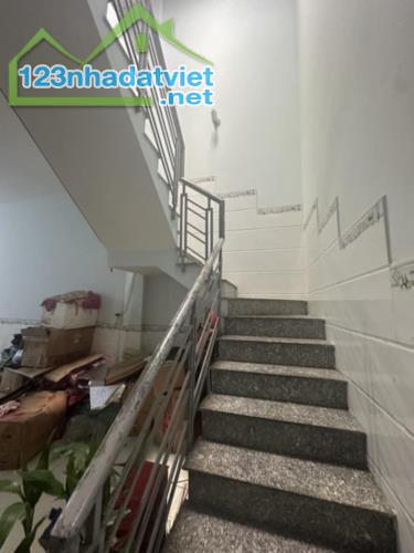 1 /HIỆP THÀNH 13 QUẬN 12 (92,2M2) 2 TẦNG CHÀO HƠN 4 TỶ - 2