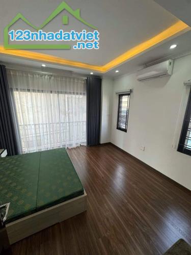 Bán Nhà Ngõ 111 Phố Nguyễn Văn Cừ, Ngọc Lâm, Long Biên, 36m2, 5Tầng, Lô Góc, Phân Lô, Ô Tô - 3