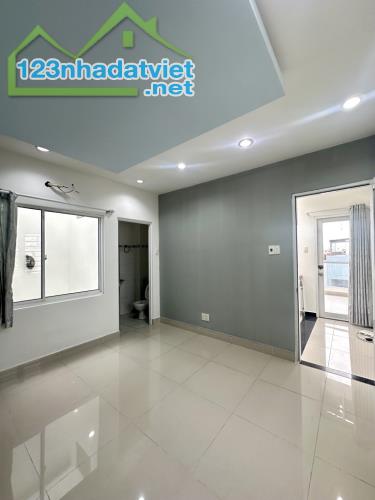 BÁN NHÀ NGAY TRƯỜNG CĐ CÔNG THƯƠNG, 50M2 3 TẦNG BTCT NHỈNH 4 TỶ - 4