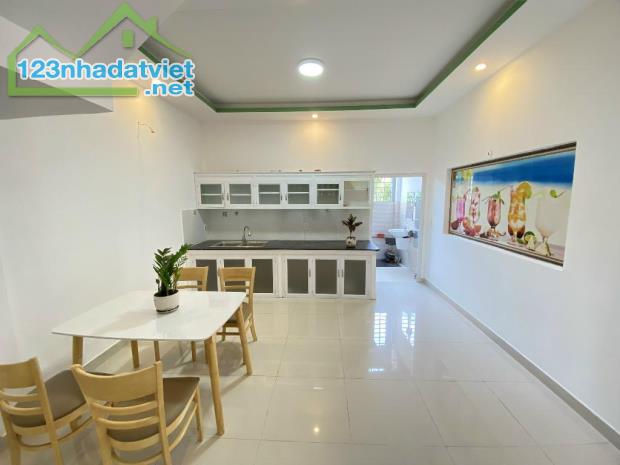 TỔNG GIẢM LUÔN 2 TỶ - NHÀ 2 TẦNG 60m2 BTCT LÊ ĐỨC THỌ PHƯỜNG 16 GV - NHỈNH 4 Tỷ Đồng - 3