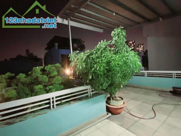 Bán Nhà to Huỳnh Tấn Phát - Quận 7 - HXH - 85m2 - ngang 6.4m - 3 phòng ngủ - nhỉnh 8 tỷ TL - 5