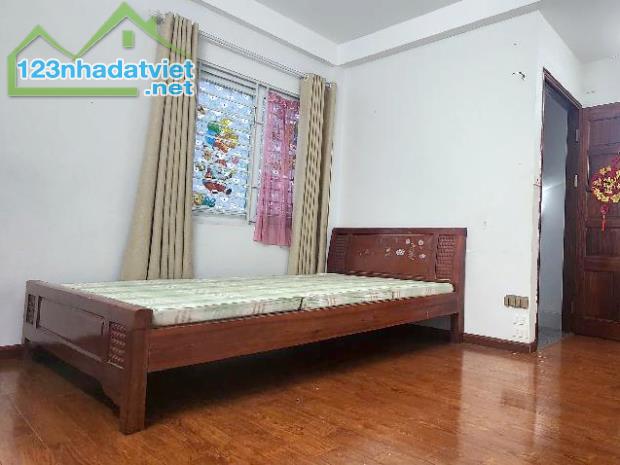 Bán nhà X25 Xuân Đỉnh Ở An Tâm Toại Nguyện ngõ nông 35m2 5 tầng 6,05 tỷ