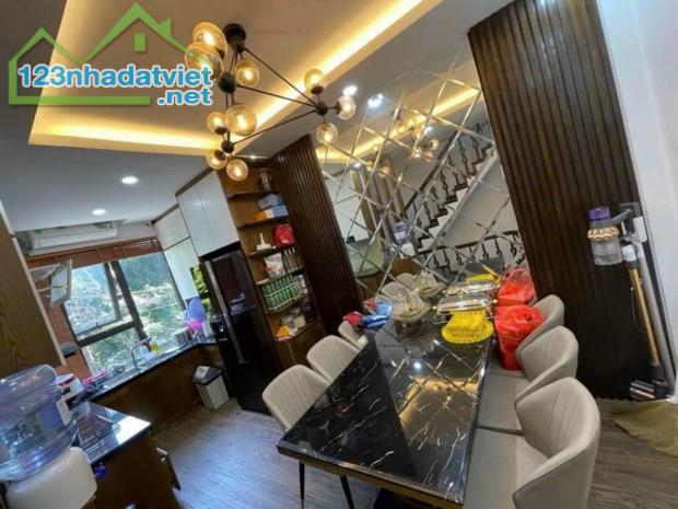 Bán nhà Cù Chính Lan, NỘI THẤT NỬA TỶ, ở ngay, 30m2, 7.4 tỷ, thoáng sáng, Ô TÔ, kinh doanh - 1