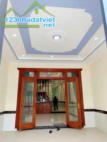 ✅ đối diện UBND quận GV, Quang Trung P10 🏤 Đúc 1 trệt 1 lầu DT45m2có 2 PN, WC - 1