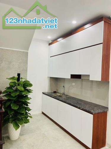 Bán nhà Vạn Phúc DT 26/30 m2 5 Tầng, MT 3.50 Giá 6.5 tỷ Hà Đông - 3