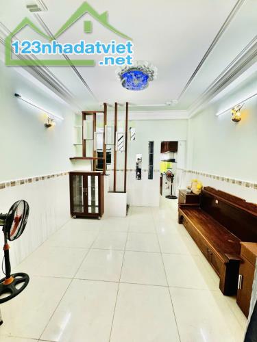 Bán nhà sát hẻm XH Lê Văn Thọ - phường 8 Gò vấp 33m2 – 4 tầng chỉ hơn 4 tỷ - 1