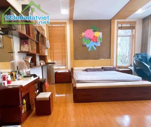 PHÂN LÔ VIP PHẠM TUẤN TÀI, LÔ GÓC 3 THOÁNG, ÔTÔ TRÁNH, KINH DOANH,SÁT PHỐ, 59M2 MT BỀ THẾ - 3