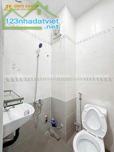 CHO THUÊ STUDIO CỬA SỔ 35m2 NGAY PHÚ THUẬN QUẬN 7 - 3