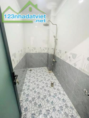 Nhà 4 tầng mới, đẹp (4x20m) hẻm thông đường Bùi Minh Trực P5Q8. Giá 6,9 tỷ bớt lộc - 4