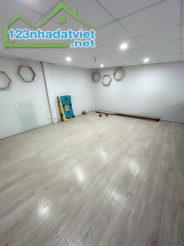 CHO THUÊ NHÀ 111,6M2, 3PN, ĐIỆN 3 PHA– HẺM 6M GIÁ RẺ ĐƯỜNG SỐ 8, P.BÌNH HƯNG HÒA, BÌNH TÂN - 5