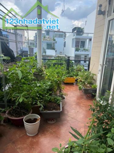 Quận 7. KDC Tân Quy. Hiếm Có. Lô Góc 8,2x20m. Chỉ 35 Tỷ. Vị trí cực đẹp. Cần Bán - 1