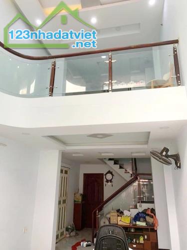 Nhà góc 5 tầng (3.8*18m) Dương Bá Trạc Phường 1, Quận 8 - 2