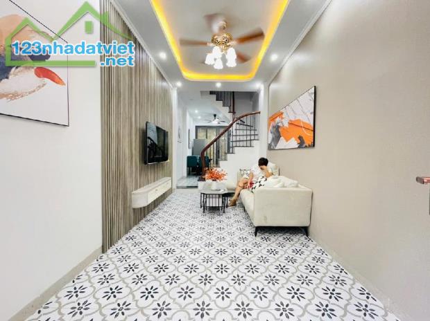 Bán nhà Nguyễn Lương Bằng 35m2 5T 6,7 Tỷ, Full nội thất, Ngõ thông 3 Gác, Gần Hồ oto tránh - 3