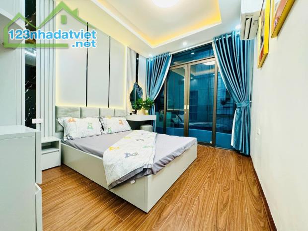 Bán nhà lô góc ngõ 252 Tây Sơn dt 29m2, 4 tầng, mt 3.2m, ngõ thông các phố giá chỉ 5.75 tỷ - 1