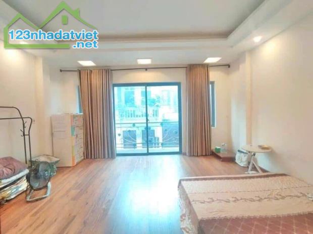 BÁN GẤP Nhà HOÀNG VĂN THÁI 5T,70m2, MT 5M, NHỈNH 10 Tỷ, Ô TÔ NGỦ TRONG NHÀ - 5